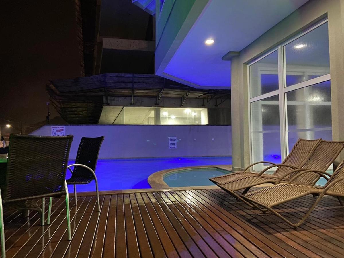 Apartamento Frente Mar Ubatuba Praia Grande Bagian luar foto