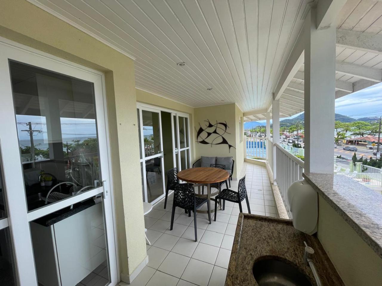 Apartamento Frente Mar Ubatuba Praia Grande Bagian luar foto